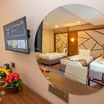 Litros & Hotel Provincia di Istanbul