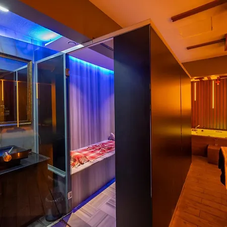 Hotel Litros & 4*