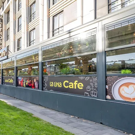 Litros & Отель Стамбул