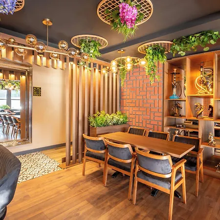 Litros & Szálloda 4*